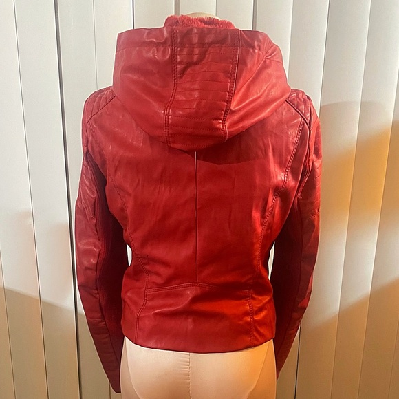 Red Leather Hooded Jacket - Picture 4 of 5